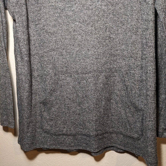 Soft Surroundings cowl neck kangaroo pocket sweatshirt - Picture 5 of 10